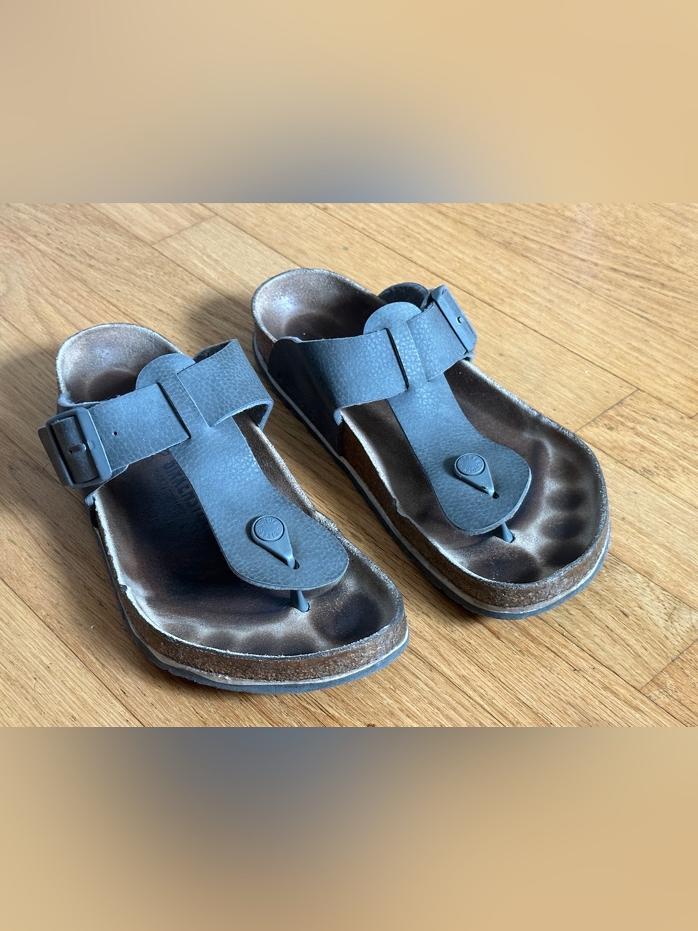 Birkenstock sandal gray leather size 41 regular width